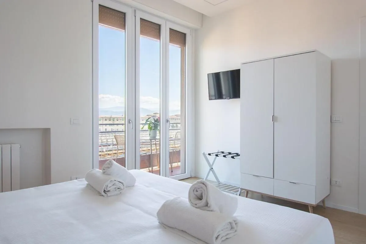 Top Floor Apartment With Elevator - Fantastic View 피렌체 이탈리아